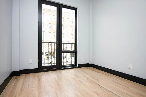 Rented by Brooklyn High Rise LLC | media 22