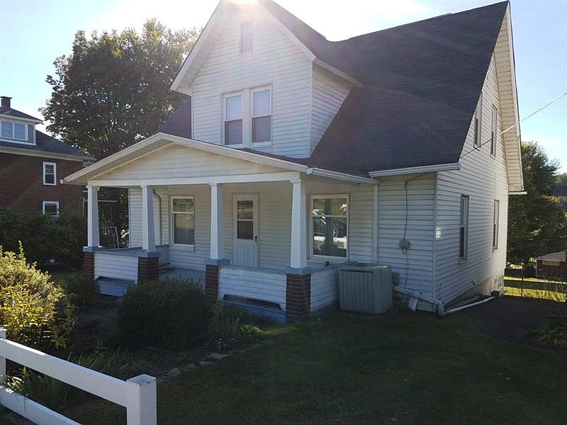 1st image of 553 S Main St