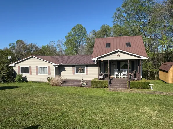 244 John Bess Ln, Fenwick, WV 26202