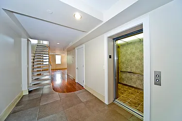 Sold by Isen & Company : Real Estate Advisors