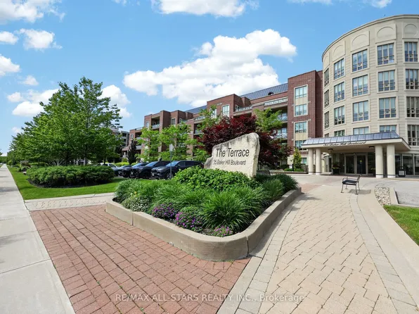35 Baker Hill Blvd #115, Whitchurch Stouffville, ON L4A 1P8