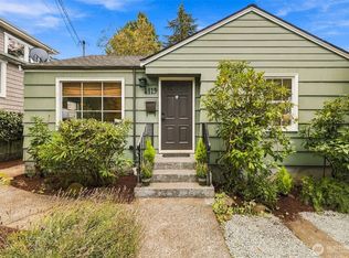 4119 SW Kenyon St, Seattle, WA 98136