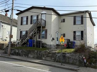 40 Roberts St, West Warwick, RI 02893