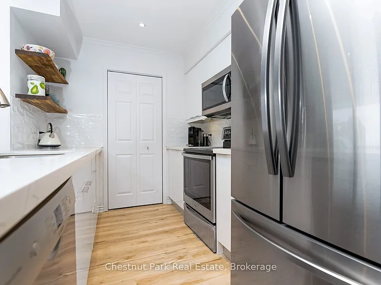 679 Johnston Park Ave — Photo 18