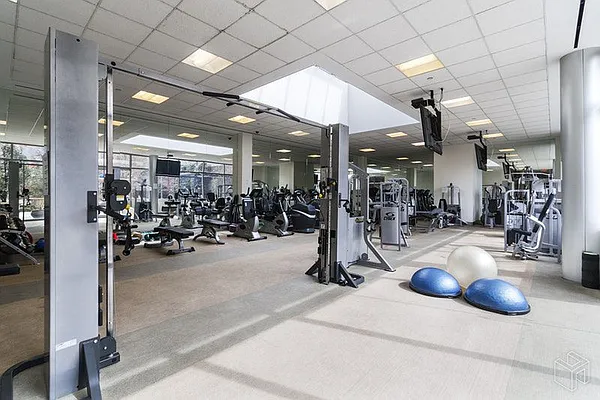 Rented by Halstead Real Estate | media 18