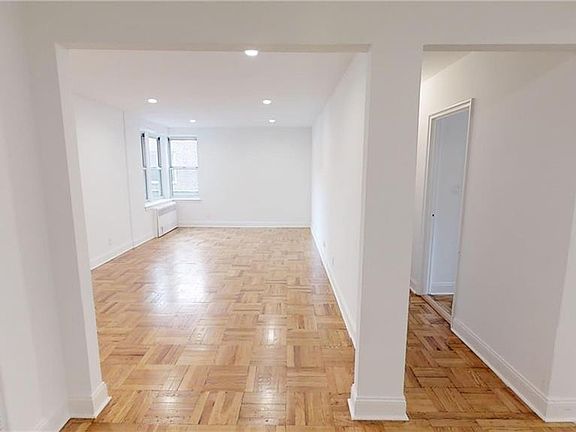 4th image of 625 Gramatan Ave APT 1J