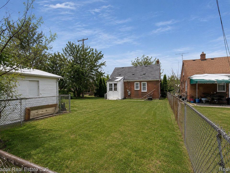 1331 Detroit Ave, photo 12