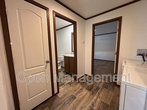 5th image of 700 S 12th St #11