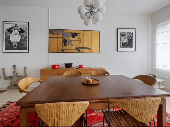 460 West Broadway image 8 of 20