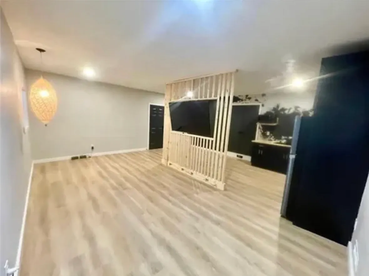 2653 Amy Ct — Photo 2
