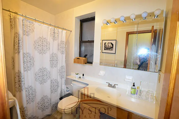 Rented by City Stop Realty | media 15