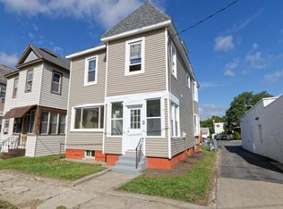 2 Charles St, Schenectady, NY 12304