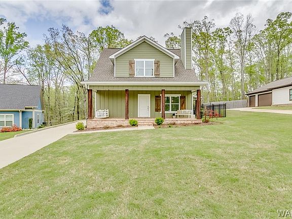 4th image of 10643 Hidden Woods Ln