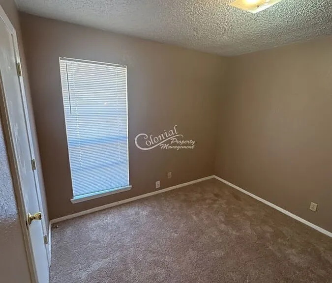 1514 Missouri Ave — Photo 10