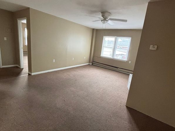 173 N Mechanic St #4