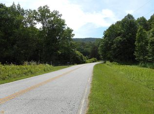 4 Oakey Mountain Rd, Clarkesville, GA 30523