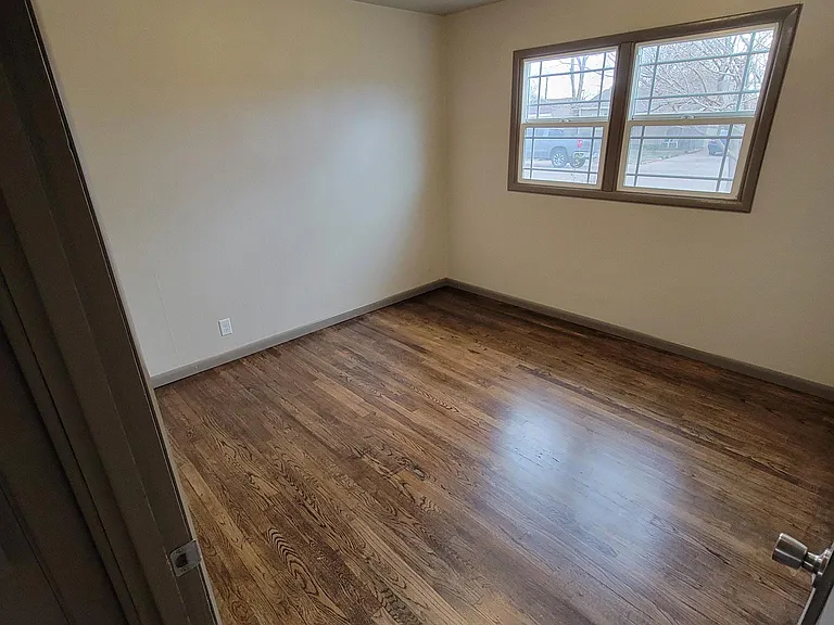 1719 Brimmer Ave — Photo 10