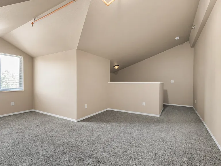 Prairiewood Apartments and Townhomes — Photo 25