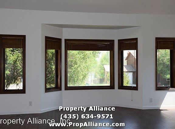 2nd image of 759 Richmond Dr