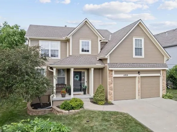 10958 S Langley St, Olathe, KS 66061