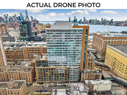 Sold by R New York | media 25
