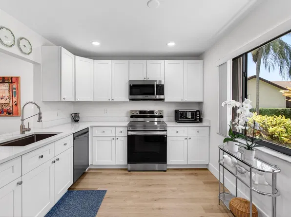 23377 Barlake Drive, Boca Raton, FL 33433