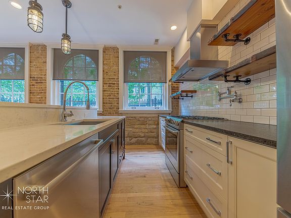 3rd image of 1840 N Sheffield Ave #101