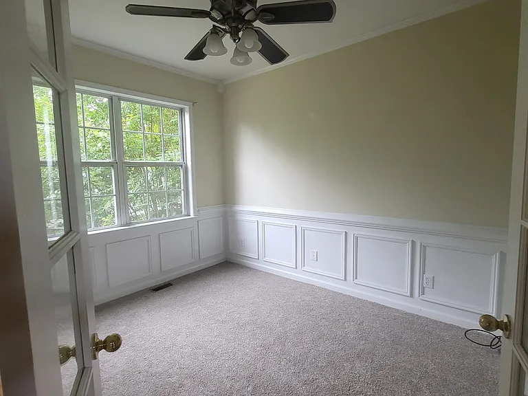 4810 Edinburgh Dr — Photo 5