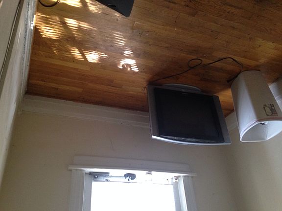 5th image of 403 N Belmont Ave APT 1