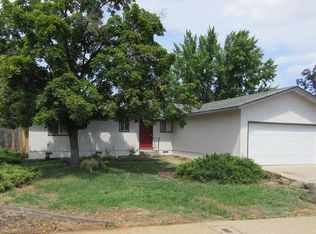 606 Lewis St, Yreka, CA
