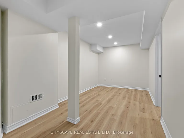 3409 McDowell Dr — Photo 37