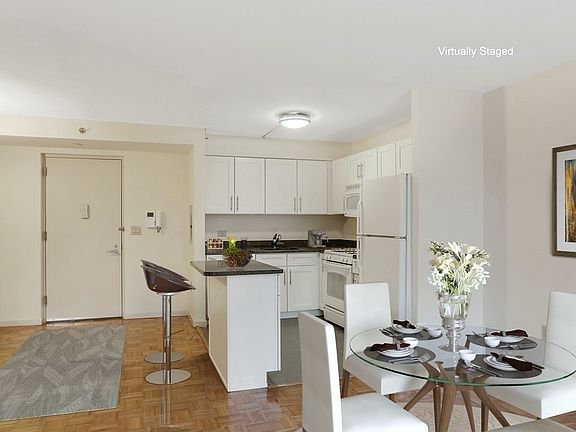 3rd image of 218 Myrtle Ave APT 7J