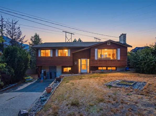 815 Kambia Cres, Kamloops, BC V2B 7M8