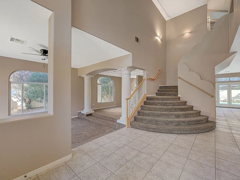 1934 Grey Eagle St — Photo 2