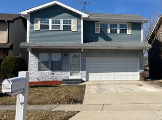 18200 Idlewild Dr, Country Club Hills, IL