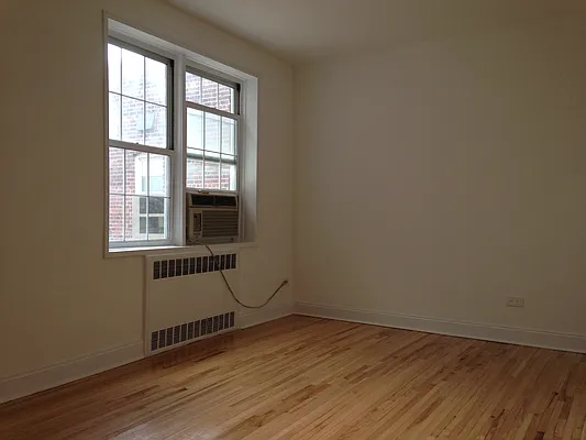 Sold by Rolling Stone Realty LLC | media 26