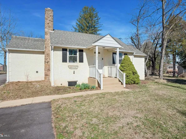 1143 Pawlings Rd, Audubon, PA 19403