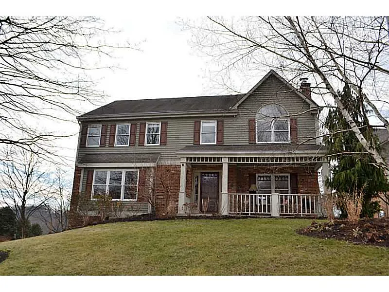 807 Oxford Ct photo 1
