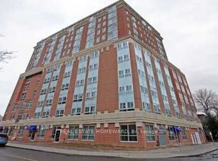 15 Maplewood Ave #4, Toronto, ON M6C 4B4