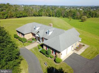 17114 Ivandale Rd, Hamilton, VA 20158