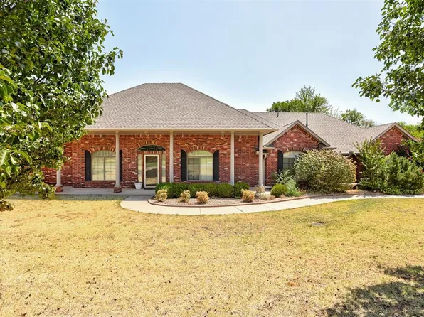 891 Oakley Dr, Blanchard, OK 73010