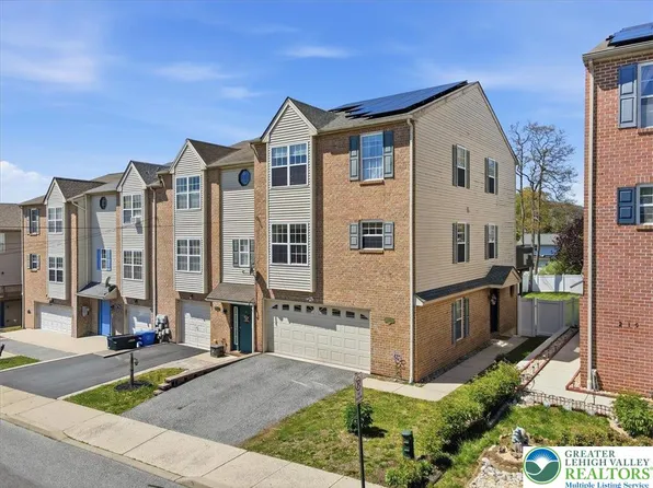 215 Birch St, Walnutport, PA 18088