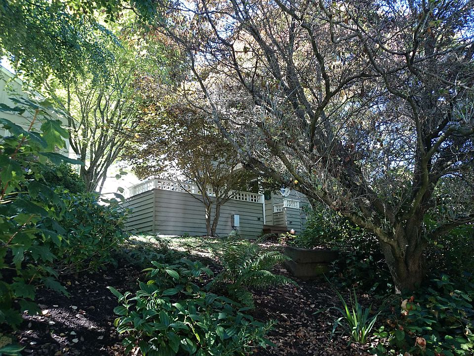 2nd image of 6217 36th Ave NE