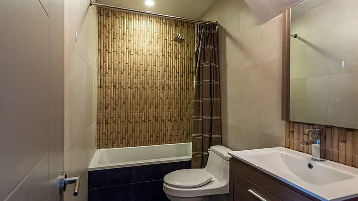 Rented by Nooklyn NYC LLC | media 9