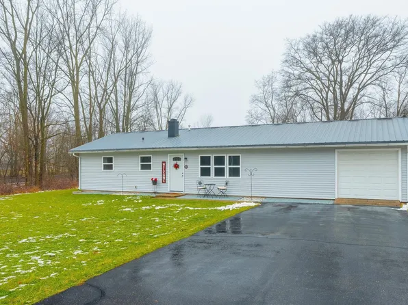 1410 Alpha St, Warsaw, IN 46580