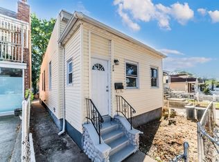 124-12 6th Ave, College Point, NY 11356