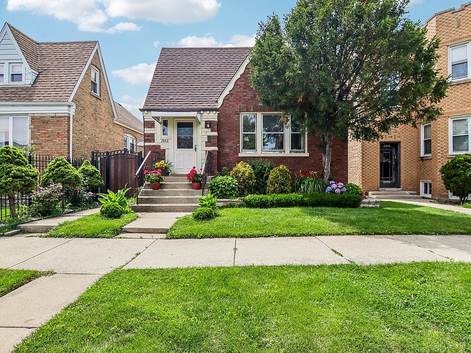 1st image of 2842 N Mont Clare Ave