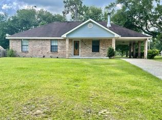 227 Hilltop Dr, Carriere, MS 39426