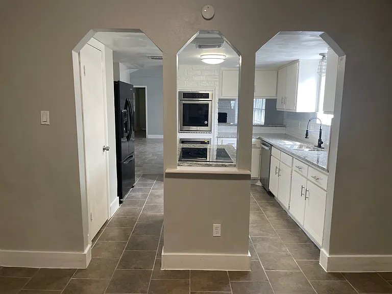 7214 Shady Arbor Ln — Photo 5