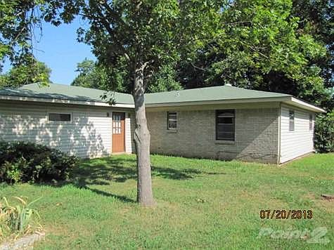 2nd image of 116 Amelia Dr